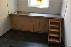 Holz_Wickeltisch_mit_Treppe